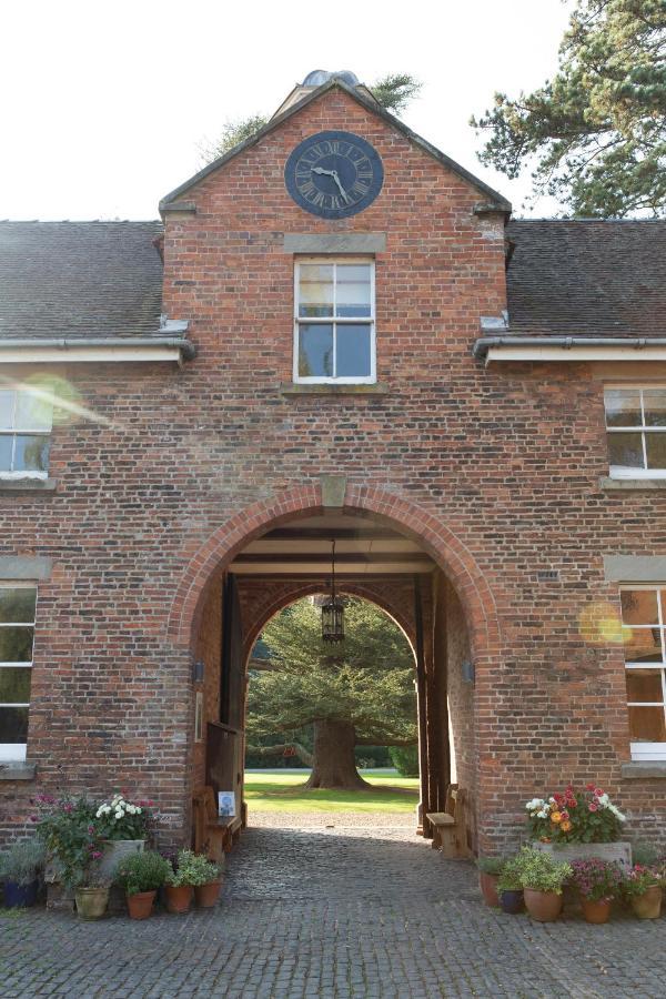 Henley Hall, לאדלו מראה חיצוני תמונה