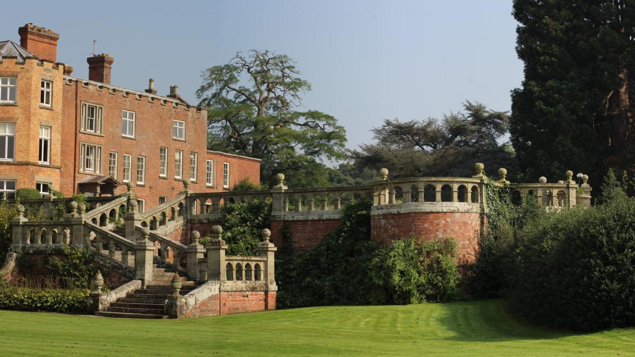 Henley Hall, לאדלו מראה חיצוני תמונה