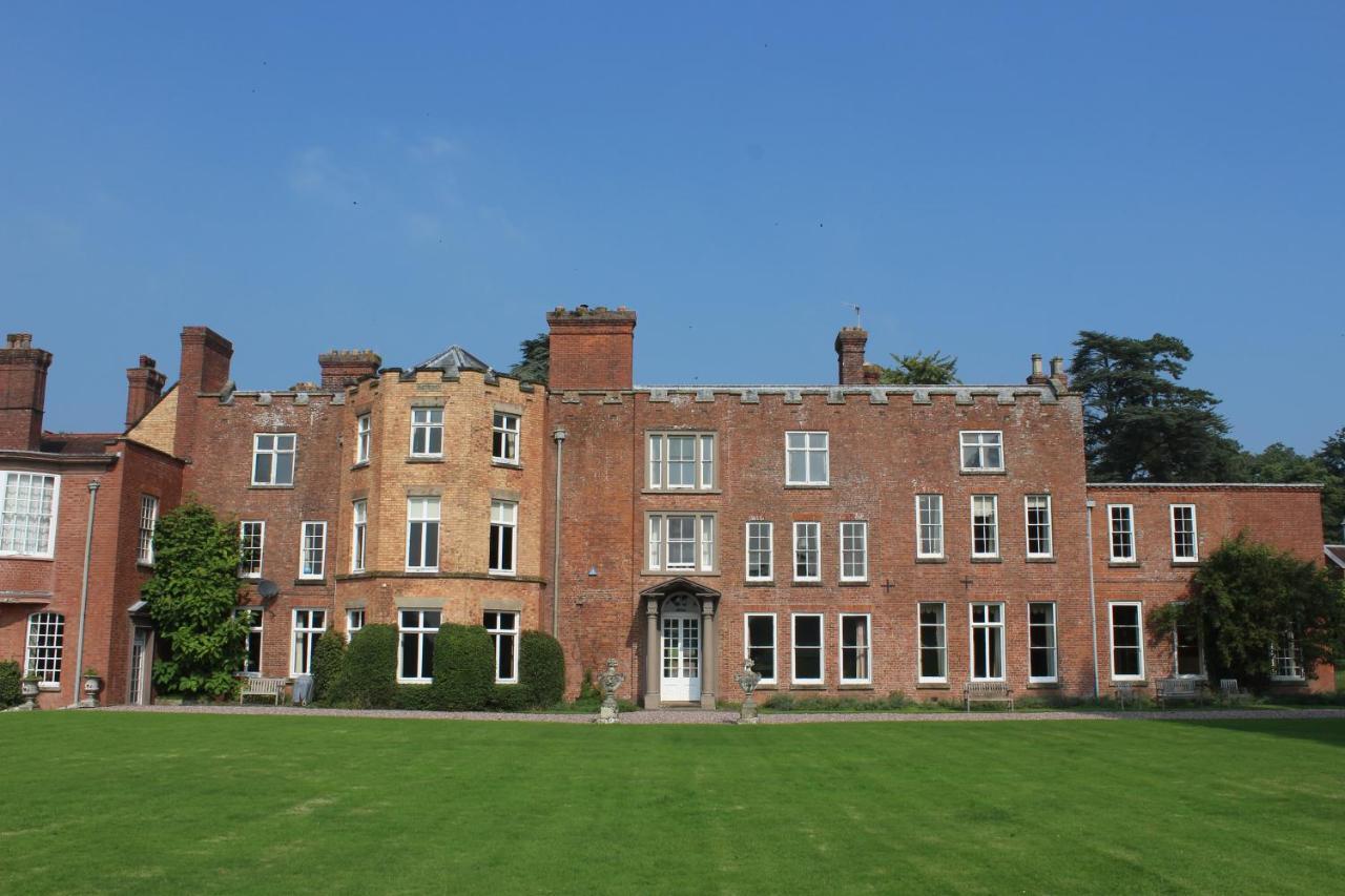 Henley Hall, לאדלו מראה חיצוני תמונה