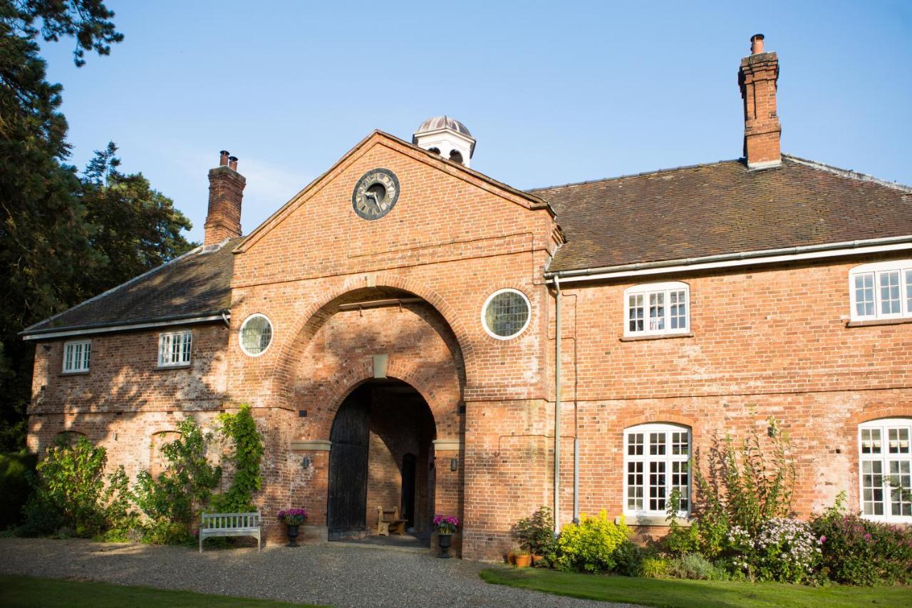 Henley Hall, לאדלו מראה חיצוני תמונה